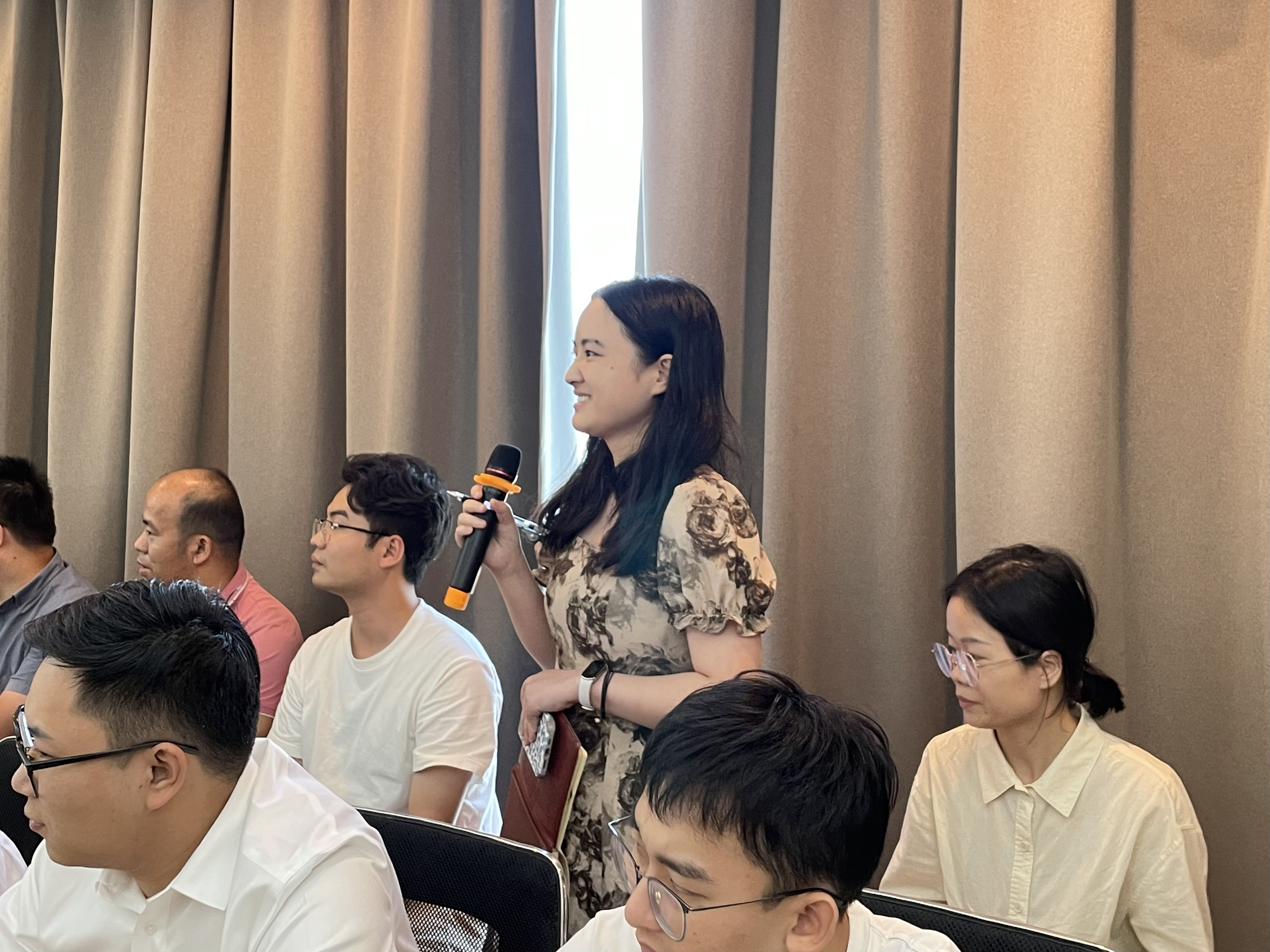 工程咨询集团召开职业生涯规划座谈交流会