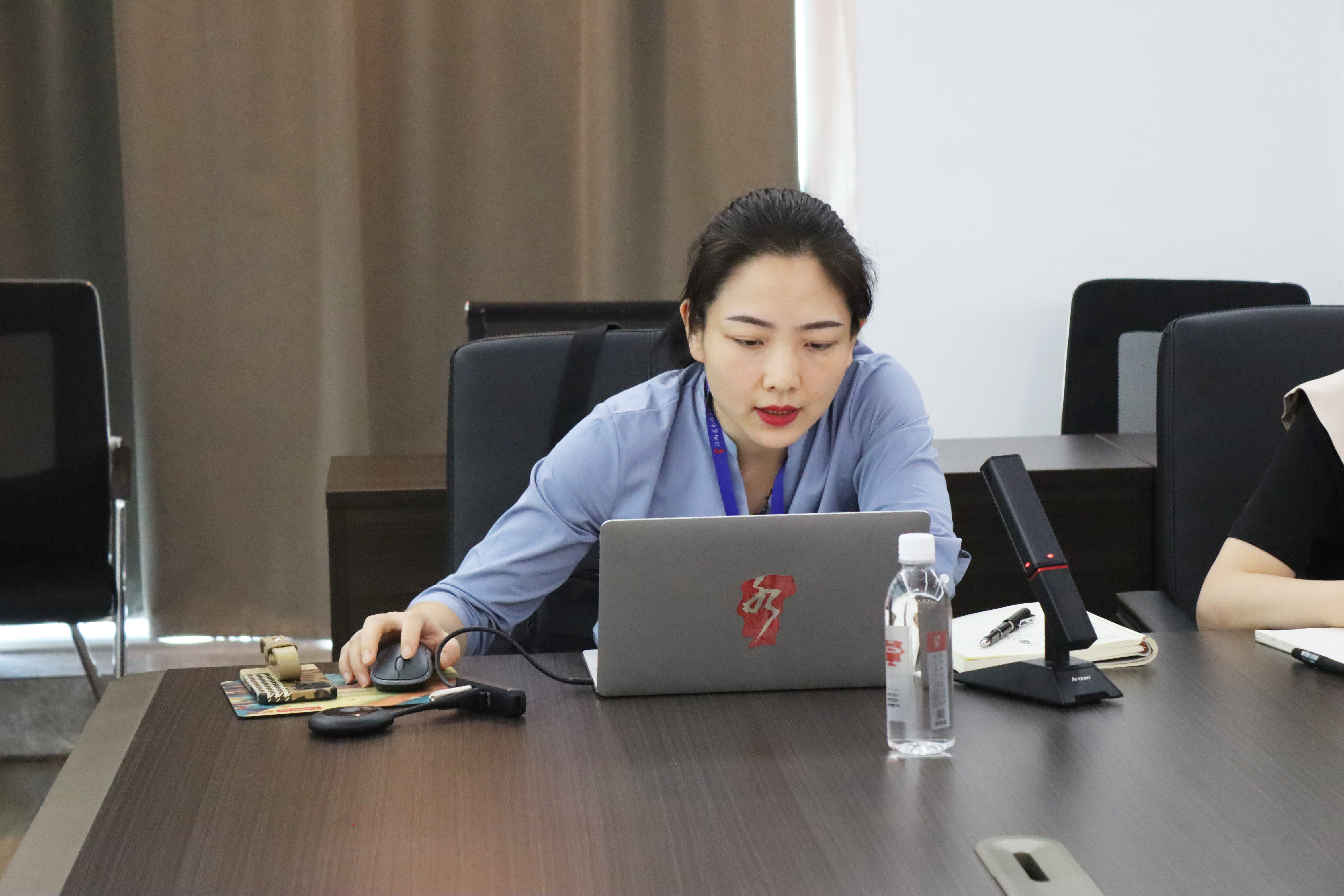 工程咨询集团召开办公室综合业务指导会