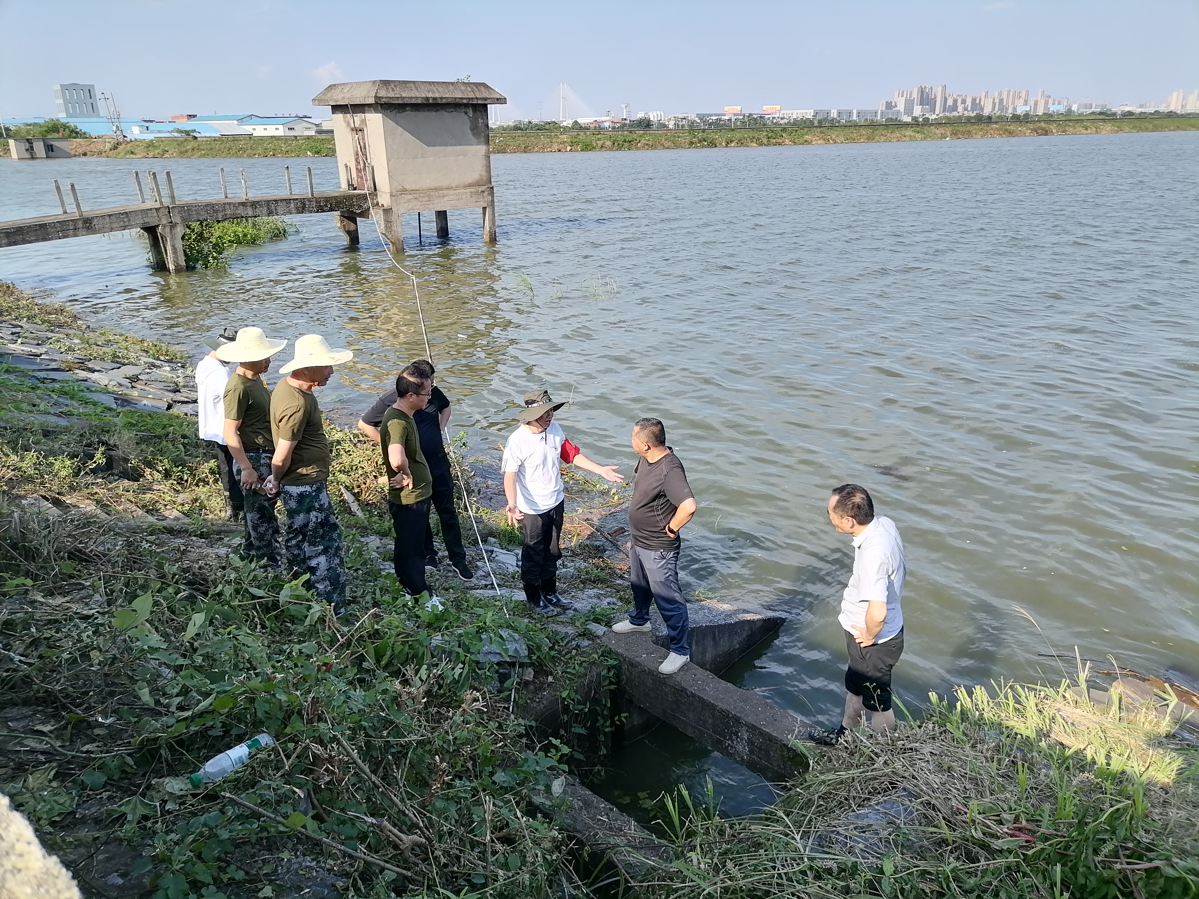 防汛进行时丨打好防汛“主动仗”，工程咨询集团坚守在一线